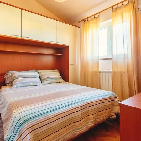 Apartment Apartman Mara Vabriga Tar-Vabriga