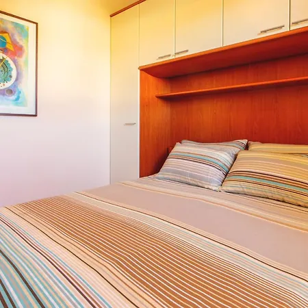 Apartman Mara Vabriga Apartment Tar-Vabriga